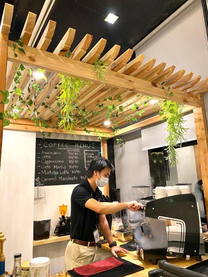 Tely'S Bed & Breakfast Iloilo Powered By Cocotel Esterno foto
